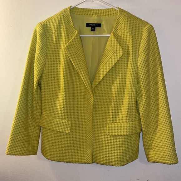 🌹ANN TAYLOR BRIGHT CHARTREUSE BLAZER - Picture 2 of 8